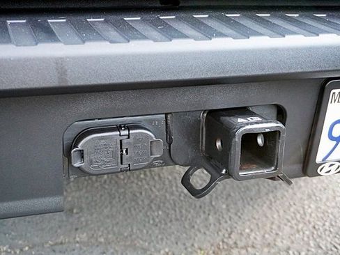 Used 2023 Ford Maverick XLT w/ Equipment Group 300A Standard image 15