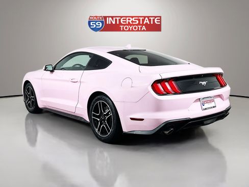 Used 2022 Ford Mustang Premium RWD image 5
