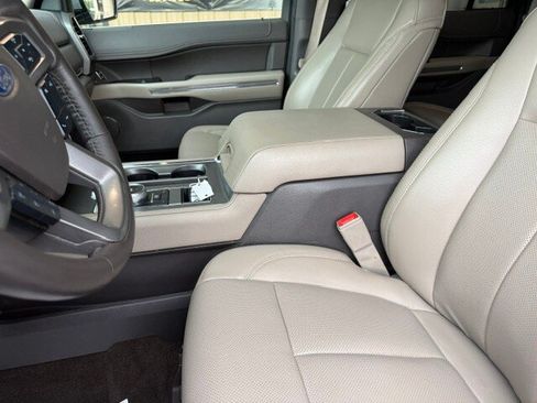 Used 2021 Ford Expedition Max XLT RWD image 13