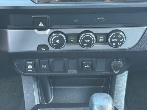 Certified 2022 Toyota Tacoma SR w/ SR Convenience Package RWD image 11