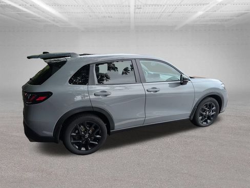 Used 2024 Honda HR-V Sport image 16