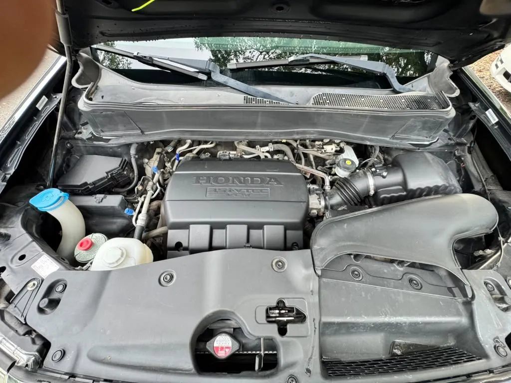 Used 2015 Honda Pilot Touring image 20