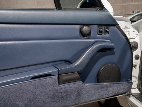 Used 1995 Porsche 911 Cabriolet image 18