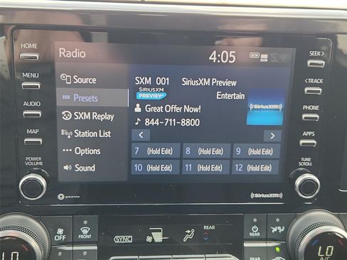 Used 2022 Toyota Highlander L FWD image 13