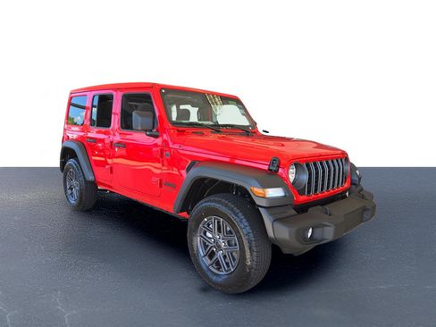 Used 2025 Jeep Wrangler Sport S image 7