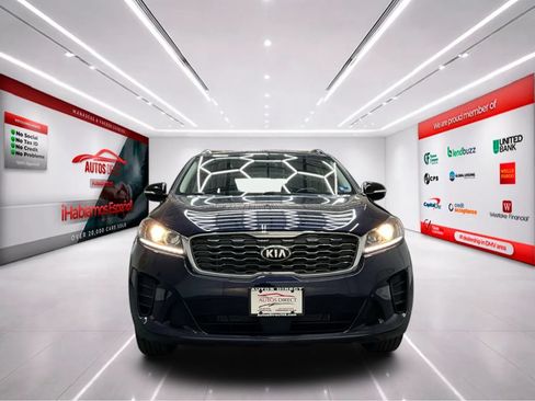 Used 2020 Kia Sorento S FWD image 2
