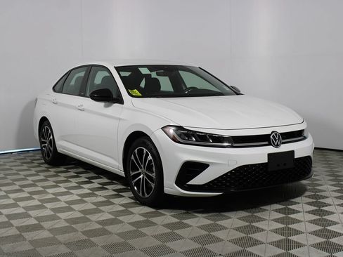 Used 2025 Volkswagen Jetta Sport FWD image 26
