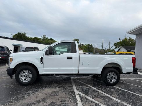 Used 2019 Ford F250 XL image 4