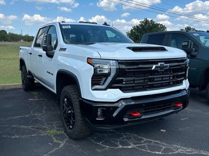 New 2026 Chevrolet Silverado 2500 LT w/ Trail Boss Package