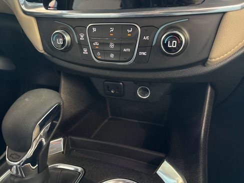 Used 2023 Chevrolet Traverse LS w/ Midnight/Sport Edition image 21