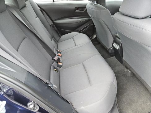 Used 2023 Toyota Corolla LE image 29