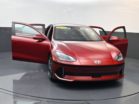 Certified 2023 Hyundai Ioniq 6 SEL RWD image 31