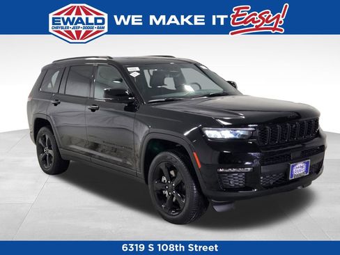 New 2025 Jeep Grand Cherokee L Limited w/ Luxury Tech Group II image 16