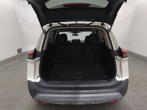 Used 2023 Nissan Rogue S FWD image 29