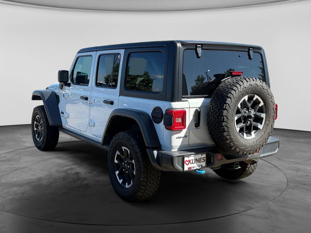 Used 2024 Jeep Wrangler Unlimited Rubicon 4xe AWD/4WD image 3
