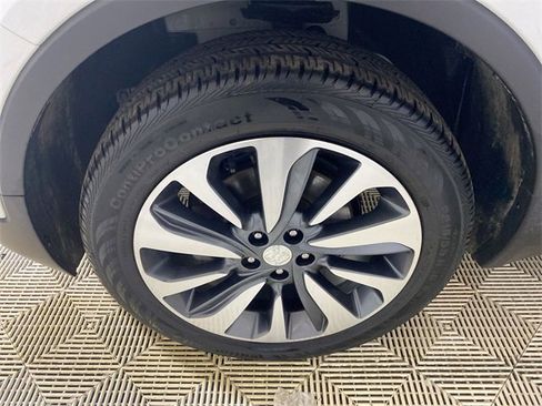 Certified 2022 Buick Encore Preferred w/ Safety Package image 22