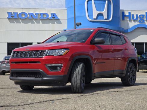 Used 2021 Jeep Compass Latitude AWD/4WD image 13