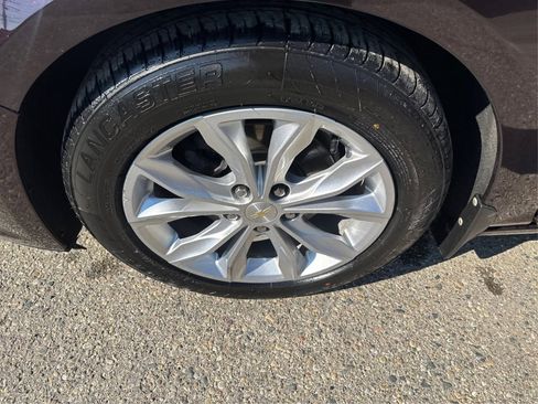 Used 2021 Chevrolet Malibu LT w/ Leather Package FWD image 20