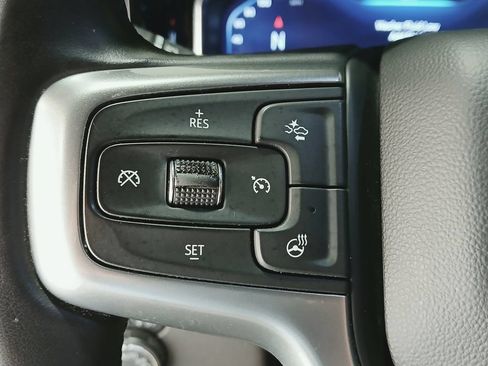 Used 2024 Chevrolet Silverado 1500 LT AWD/4WD image 25