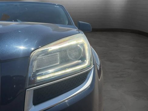 Used 2015 GMC Acadia SLE FWD image 33