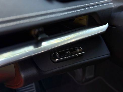 Used 2020 Chevrolet Corvette Stingray Preferred Cpe w/ 2LT Preferred Equipment Group image 40