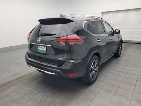 Used 2019 Nissan Rogue SV w/ Premium Package image 9