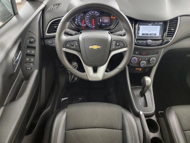Used 2017 Chevrolet Trax LT w/ LT Convenience Package FWD image 25