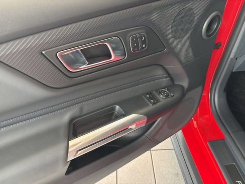 Used 2024 Ford Mustang GT Premium image 8