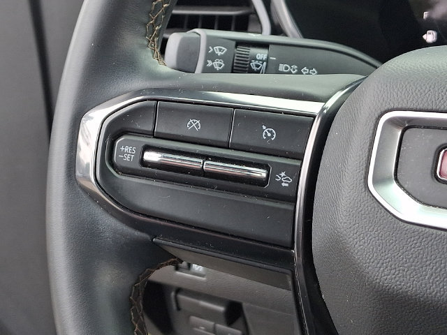 Used 2024 GMC Canyon AT4 w/ Canyon Safety Plus Package AWD/4WD image 7
