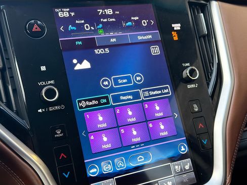 Used 2022 Subaru Outback Touring XT AWD/4WD image 21