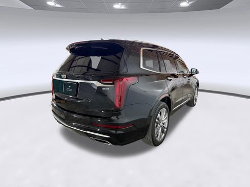 Used 2024 Cadillac XT6 Premium Luxury FWD image 8