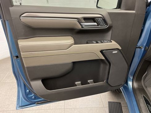 Used 2024 Chevrolet Silverado 1500 ZR2 w/ Technology Package image 22