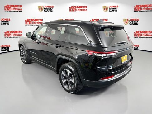 Used 2022 Jeep Grand Cherokee Limited 4xe AWD/4WD image 2