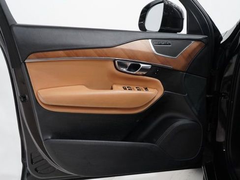 Used 2016 Volvo XC90 T6 Inscription image 20