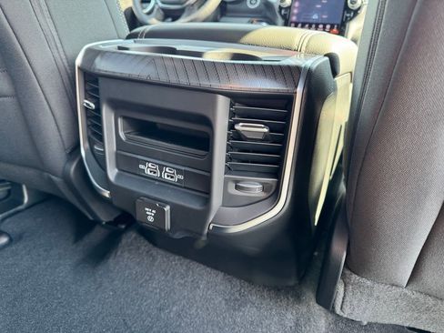 New 2026 RAM 1500 Big Horn AWD/4WD image 14