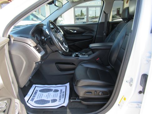 Used 2023 GMC Terrain SLT image 7