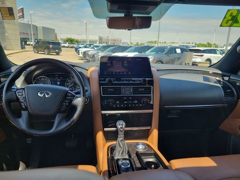 Used 2023 INFINITI QX80 Sensory w/ Cargo Package AWD/4WD image 11