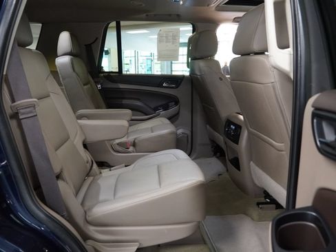 Used 2018 Chevrolet Tahoe LT AWD/4WD image 39