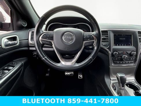 Used 2021 Jeep Grand Cherokee Laredo w/ Security & Convenience Group image 9