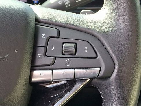 Certified 2024 Cadillac Escalade Sport w/ Touring Package image 27