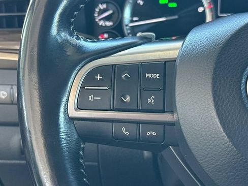 Used 2016 Lexus LX 570 4WD w/ Luxury Package image 31