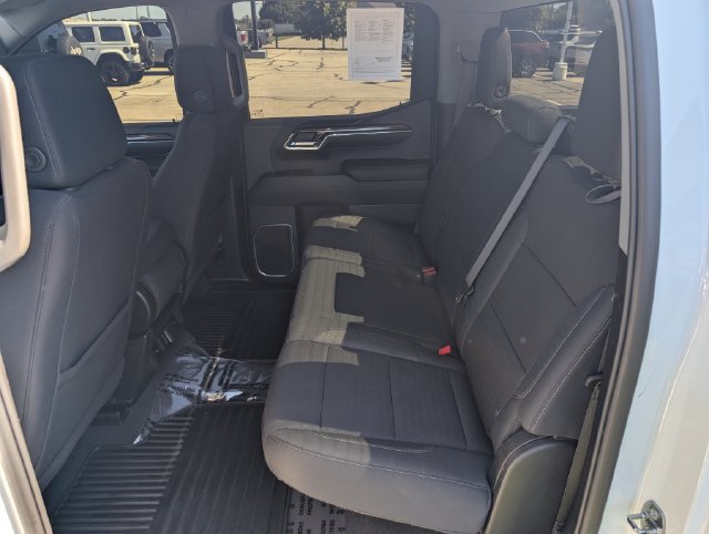 Used 2024 Chevrolet Silverado 1500 LT AWD/4WD image 14