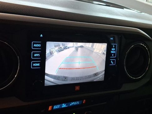 Used 2019 Toyota Tacoma TRD Pro AWD/4WD image 17