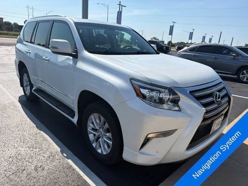 Used 2014 Lexus GX 460 w/ Premium Package AWD/4WD image 3