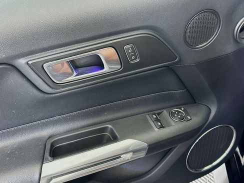 Used 2019 Ford Mustang Premium RWD image 15