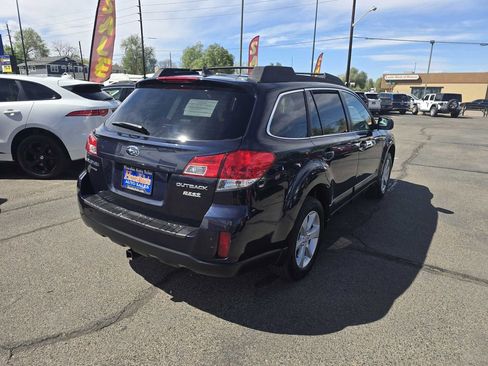 Used 2014 Subaru Outback 2.5i Premium AWD/4WD image 11