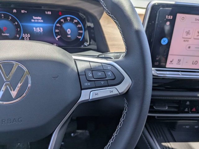 New 2026 Volkswagen Atlas SE FWD image 28