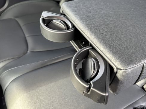 Used 2023 Mercedes-Benz EQB 350 4MATIC SUV w/ Exclusive Package image 34