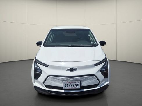 Used 2023 Chevrolet Bolt LT w/ Driver Confidence Package FWD image 2