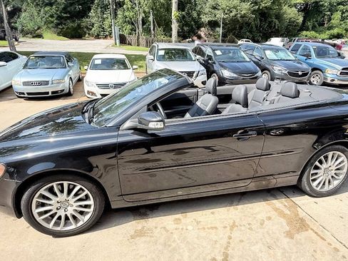 Used 2009 Volvo C70 T5 FWD image 4
